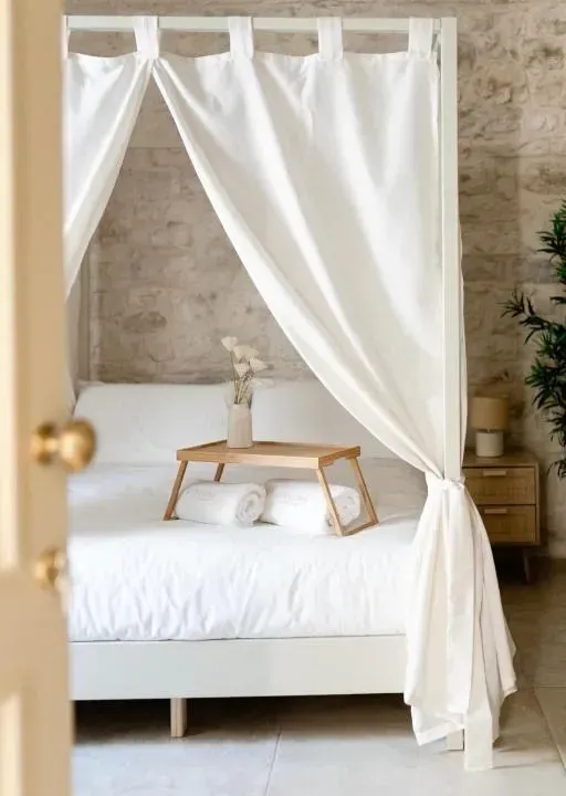 Photo 2 of 10, Aurluna Luxury Suites