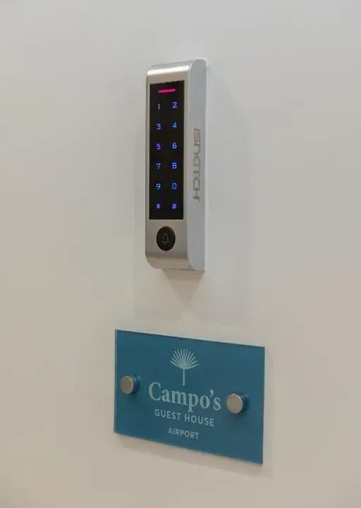 Photo 10 of 10, Campo's Guest House Airport