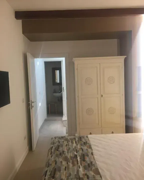 Photo 10 of 10, Apulia 35