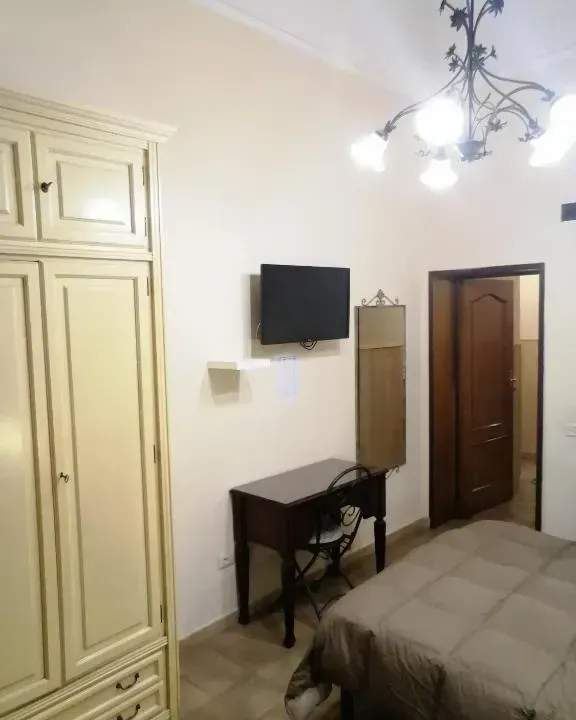 Photo 8 of 10, Hotel de Rossi