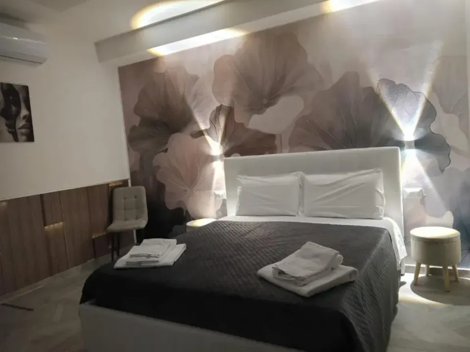 Photo 6 of 10, La Corte Guest House