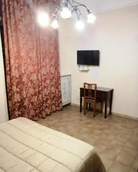 Photo 3 of 10, Hotel de Rossi