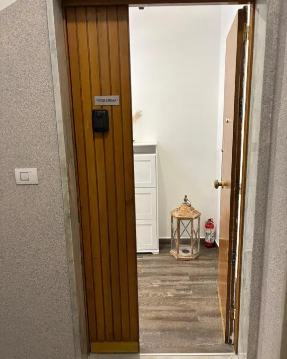Photo 2 of 10, Home Chiara
