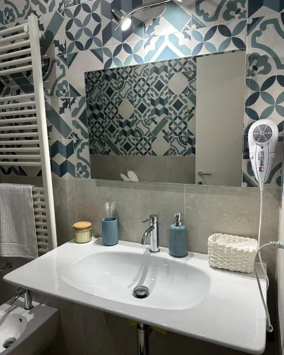 Photo 8 of 10, Santa fe apartment