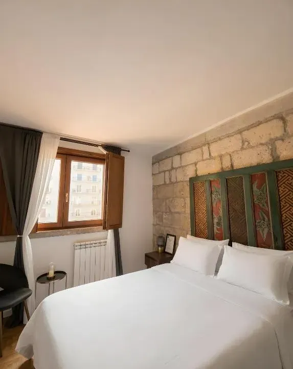 Photo 5 of 10, Bari LandLord 71 - Central Rooms