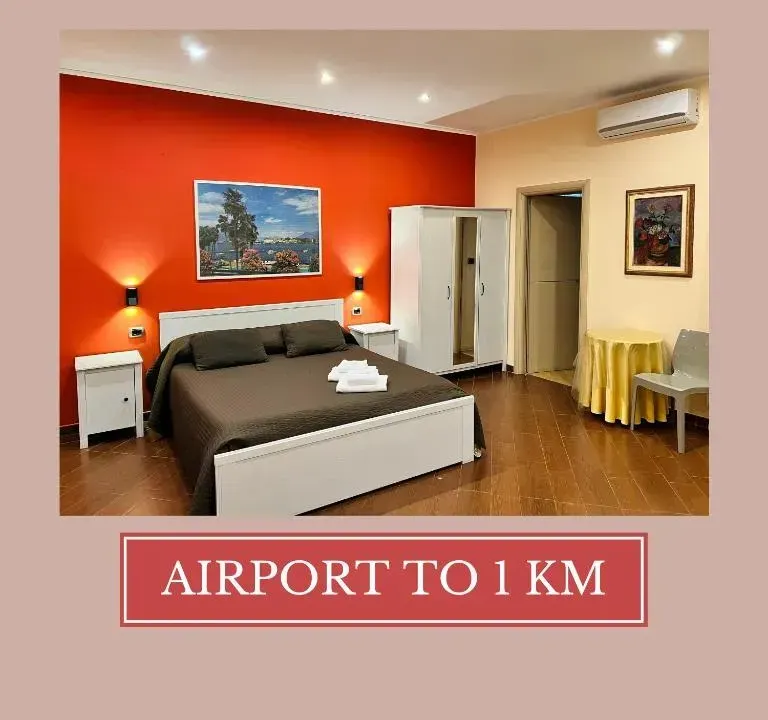 Photo 6 of 10, Airport Rooms - Bari
