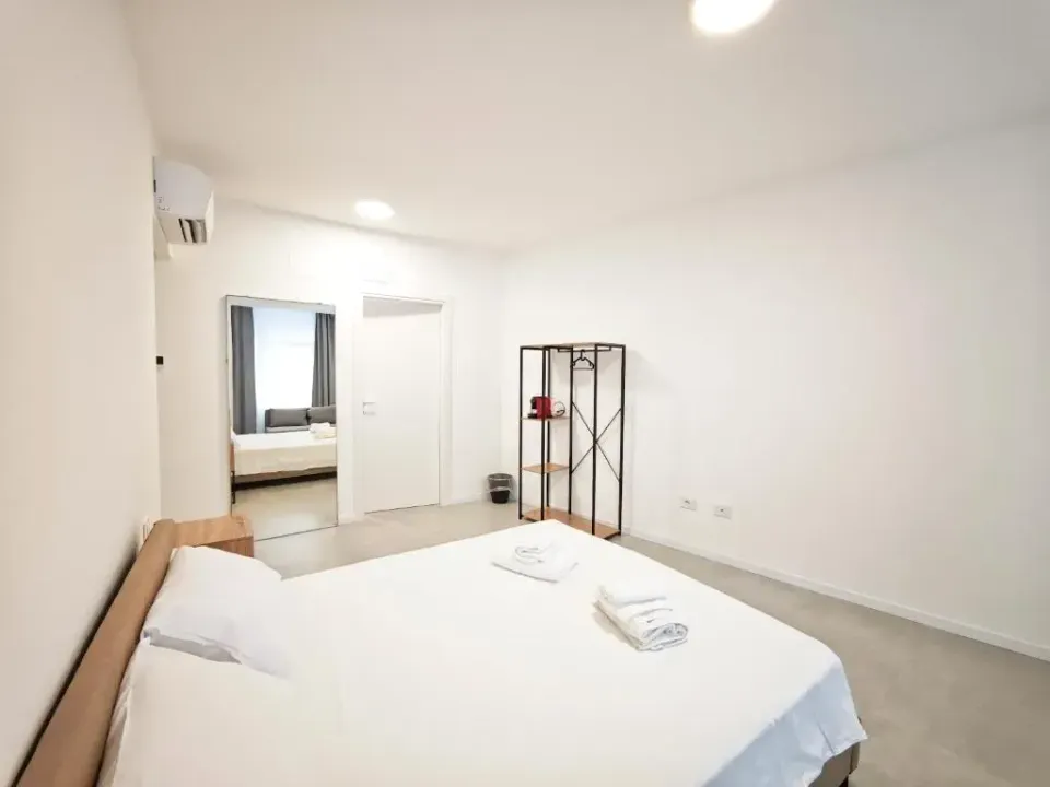 Photo 8 of 10, Sale Apartment
