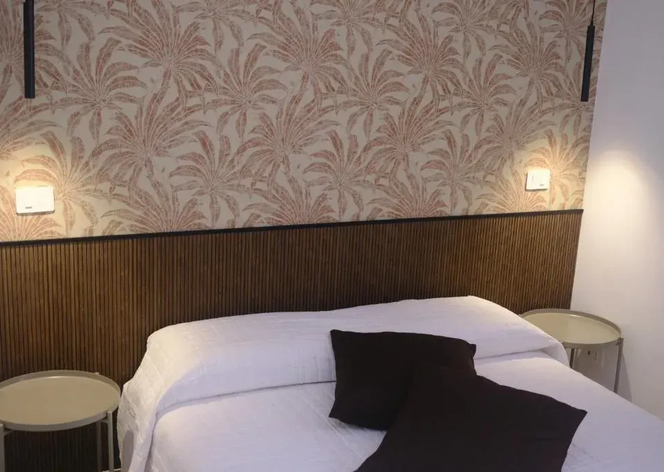 Photo 5 of 10, Il Lungomare Rooms