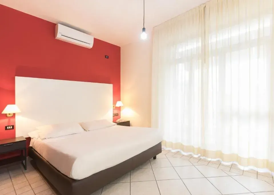 Photo 1 of 10, Hotel La Baia