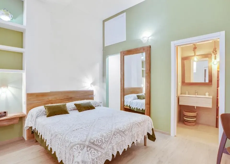 Photo 10 of 10, GuestHost - Madame Bari fully equipped apartment