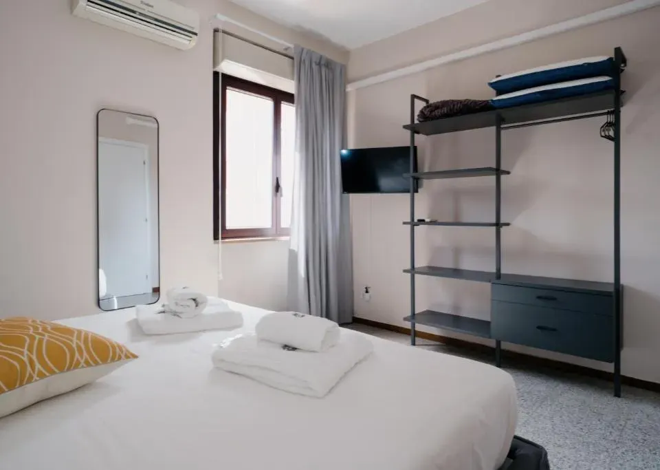 Photo 2 of 10, Amas Loft Central Station Apartment