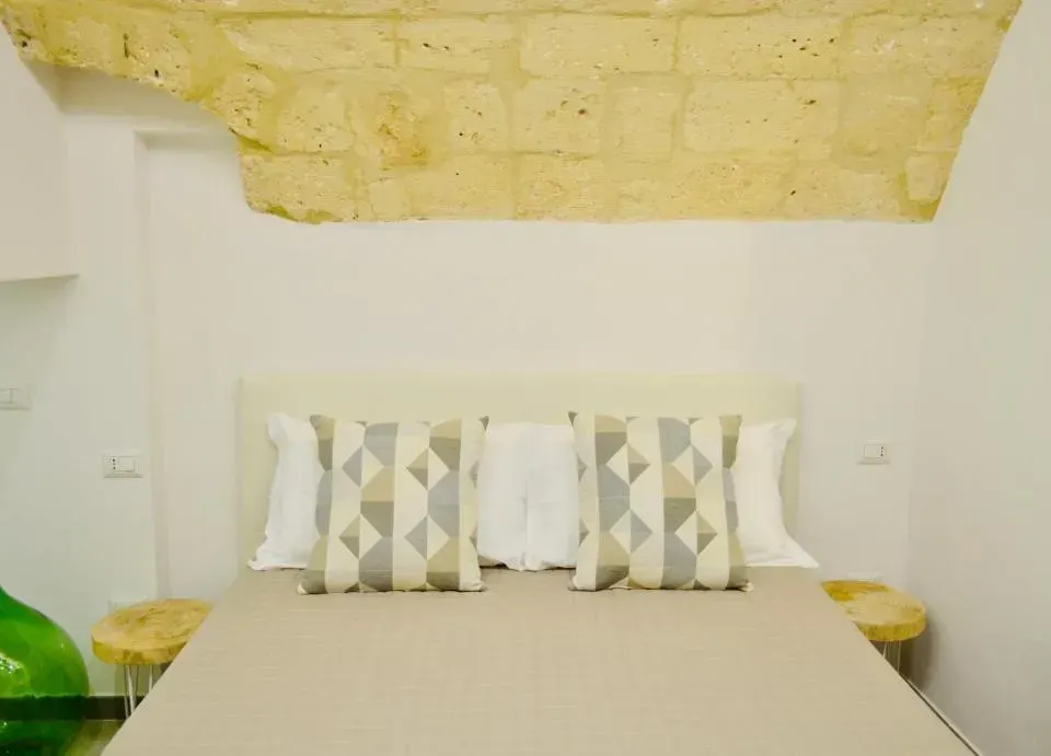 Photo 3 of 10, Arvian B&B