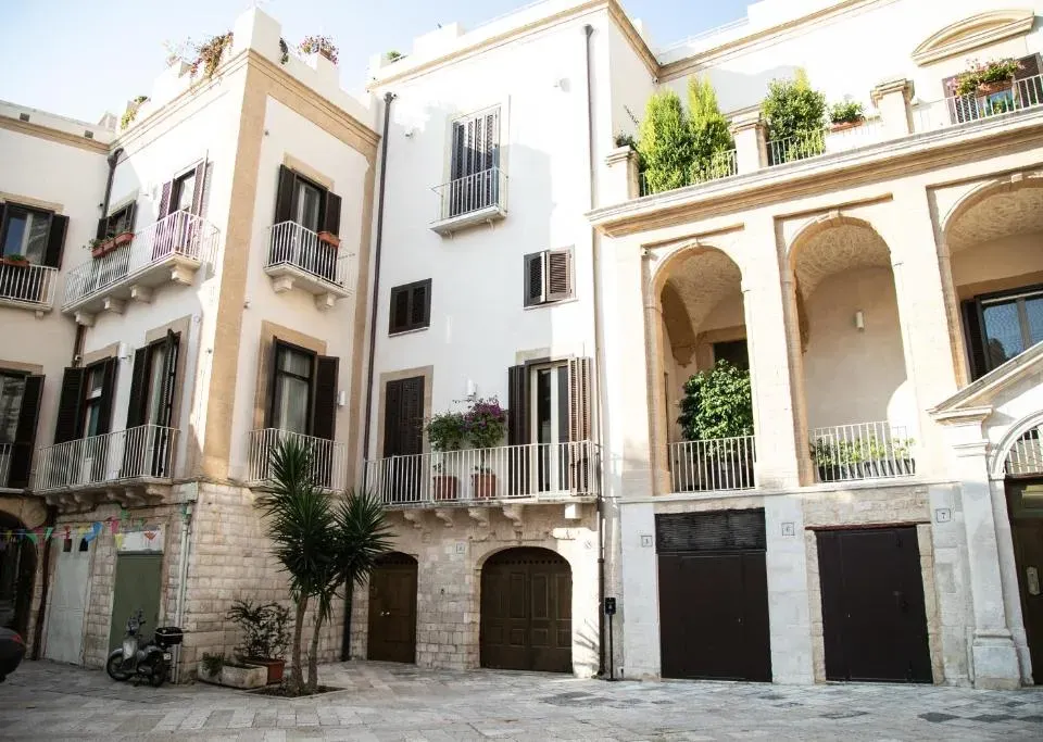 Photo 1 of 10, Ta Maison Bari
