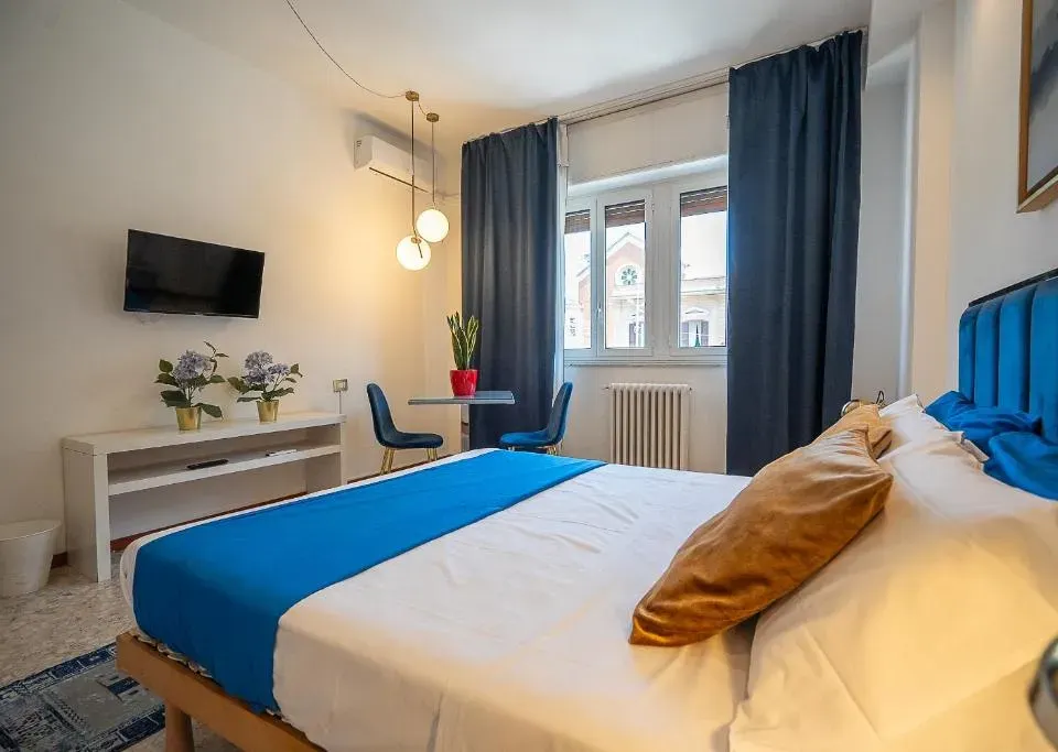 Photo 4 of 8, Guest House Stazione Centrale