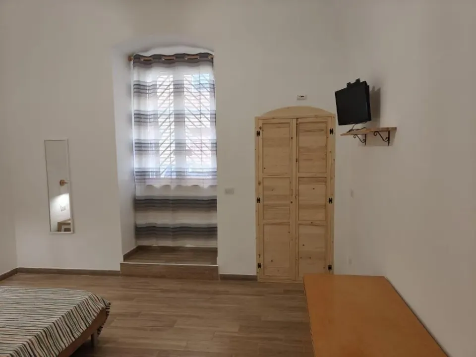 Photo 8 of 10, CORAL apartment