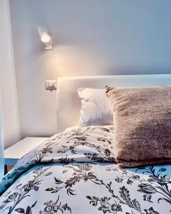 Photo 6 of 10, Finella Charming Rooms