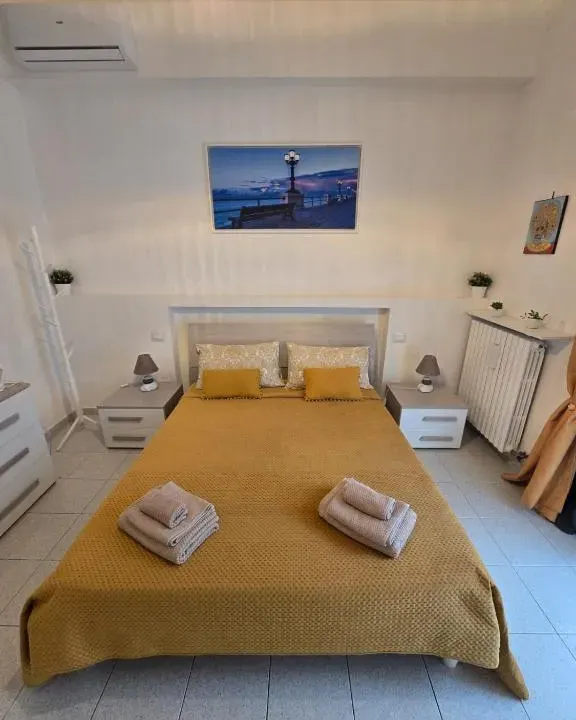 Photo 8 of 10, Antonella home b&b