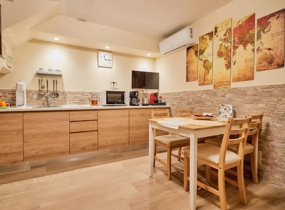 Photo 4 of 10, CASA DEI NONNI - Tresca Vecchia Apartment - Bari