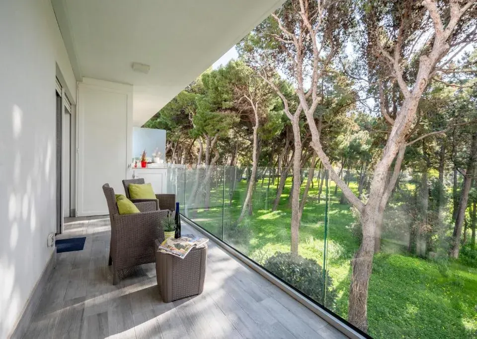 Photo 1 of 10, GuestHost - Casa Green Joyful Apartment