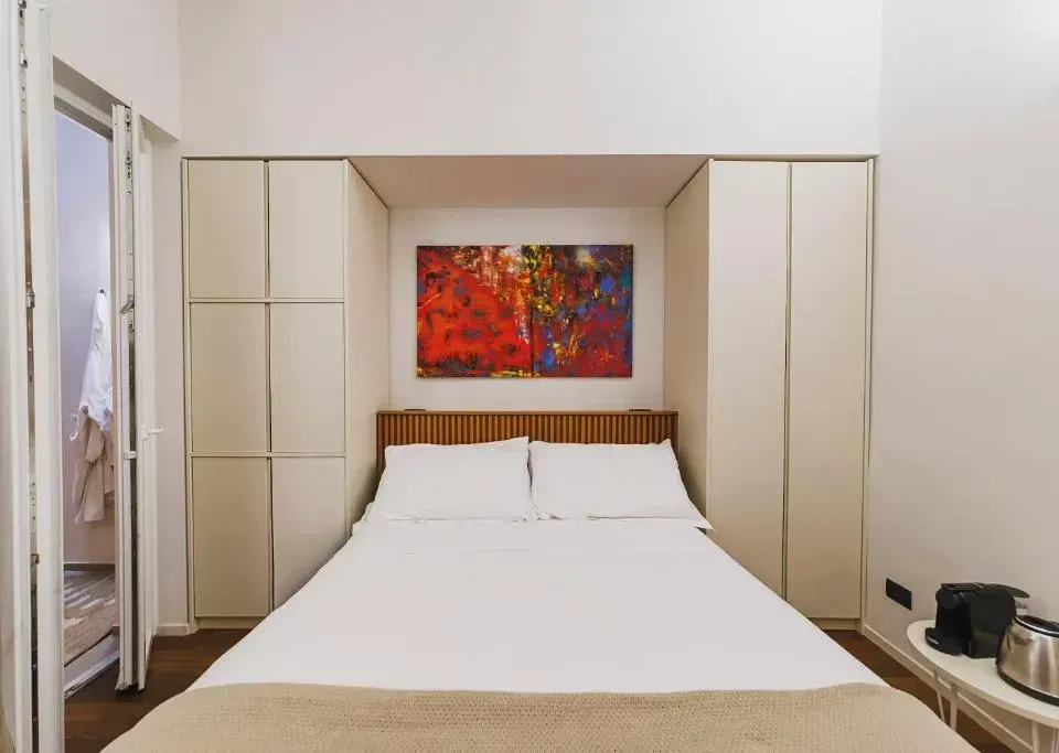 Photo 3 of 10, Palazzo Italia Suites