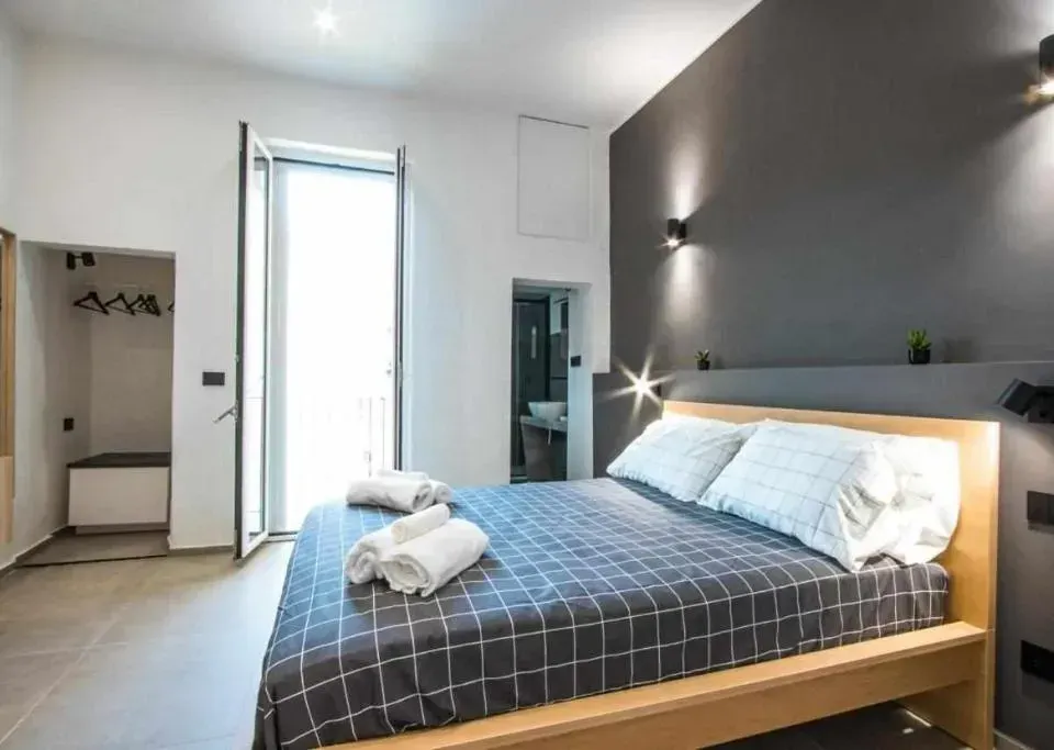 Photo 8 of 10, Astroom apartments