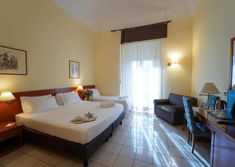 Photo 8 of 10, Hotel Adria