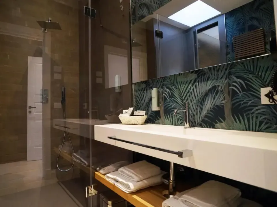 Photo 6 of 10, Villa Pina