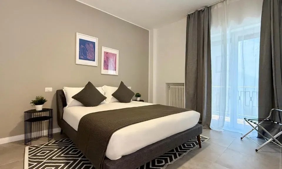 Photo 1 of 10, LAUS ANDREA DA BARI Luxury Design Apartment 1
