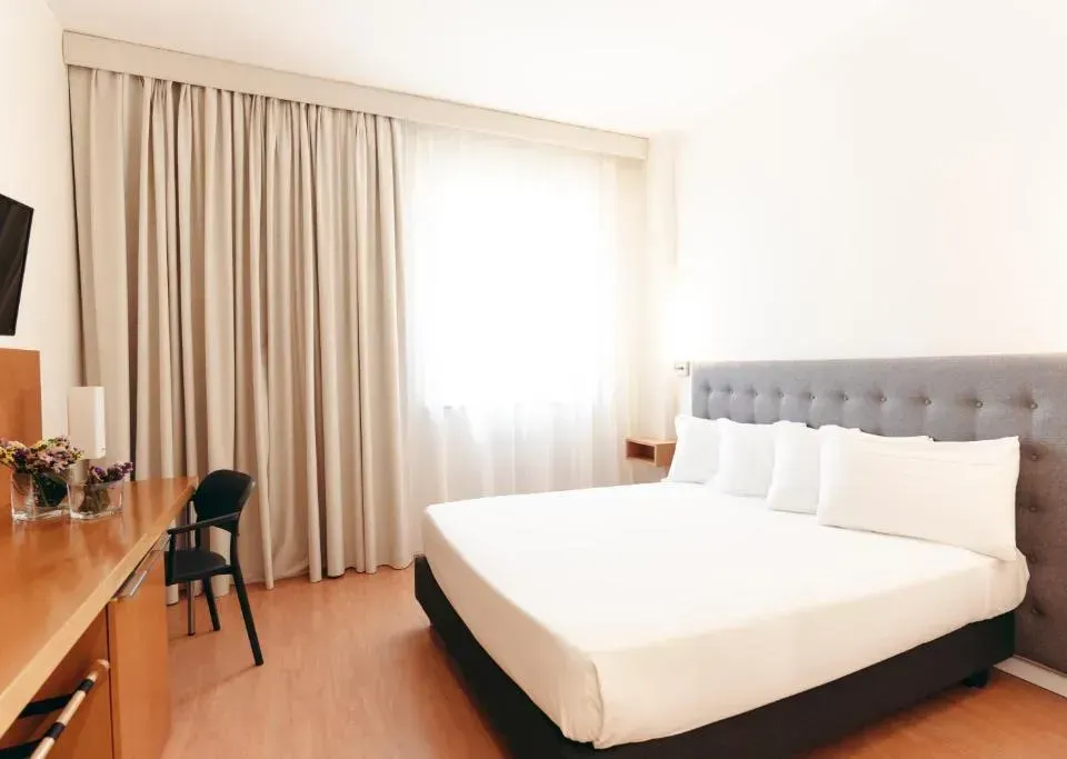Photo 1 of 10, Hotel Excelsior Bari - by Farace Hotels