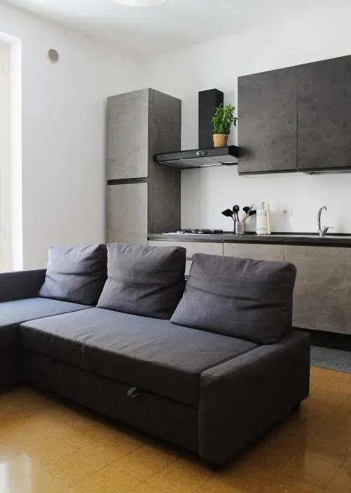 Photo 3 of 10, M&M Apartment