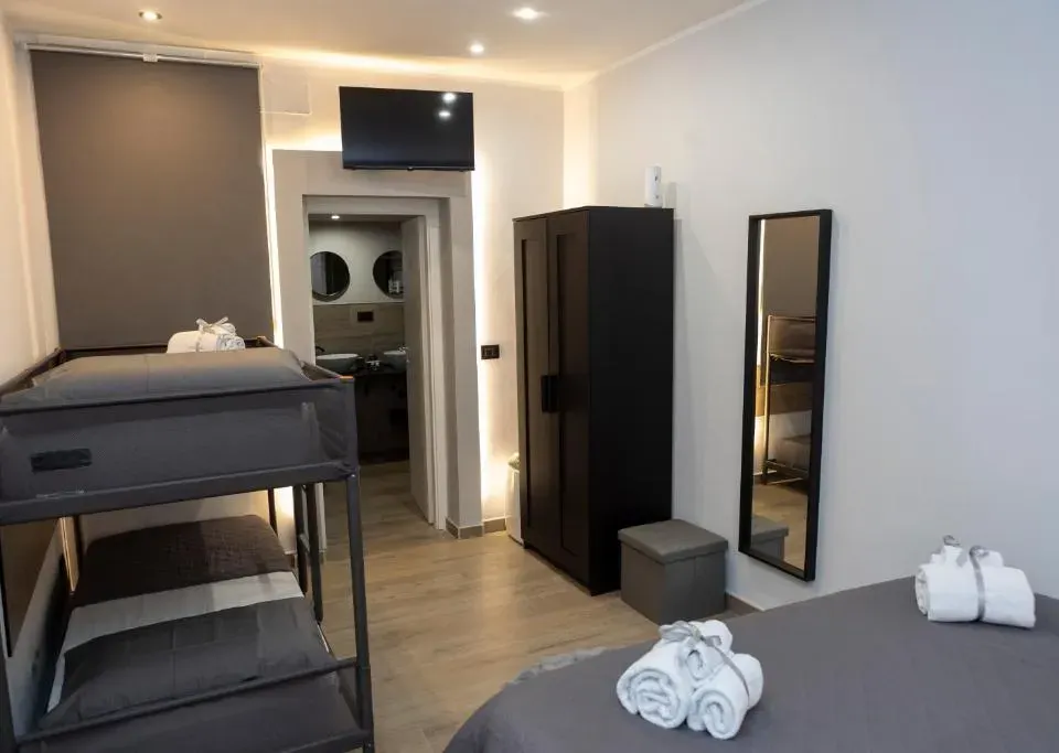 Photo 3 of 10, A Glamour apartament