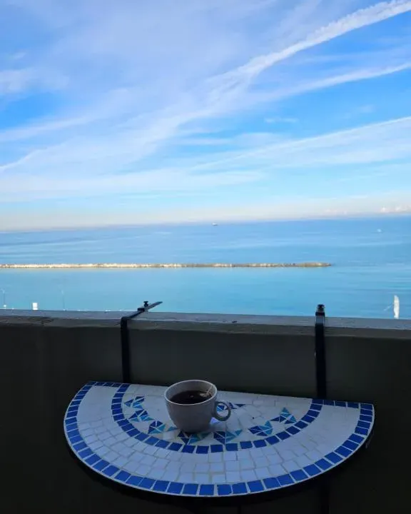 Photo 5 of 10, IlLeonCavallo - Sea-view flat with terrace