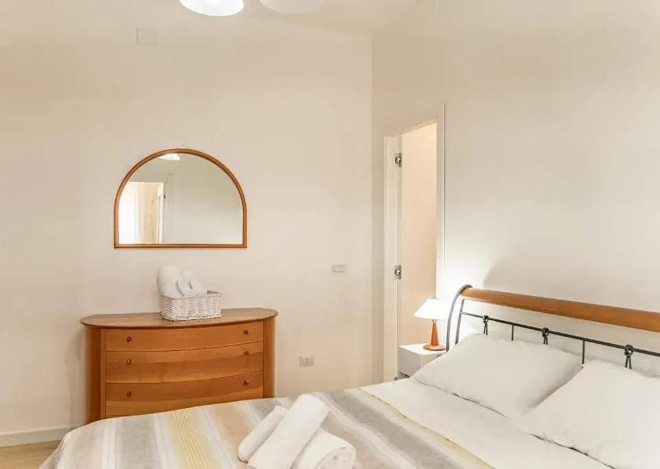 Photo 7 of 10, Alba Apartment - Bari Center
