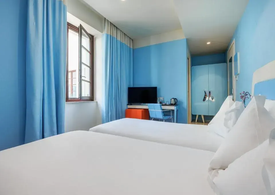 Photo 8 of 10, JR Hotels Bari Grande Albergo delle Nazioni
