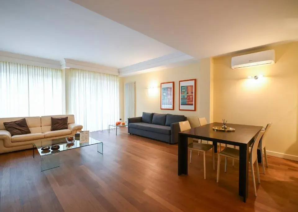 Photo 1 of 10, Me too exclusive apartments - Calefati DB