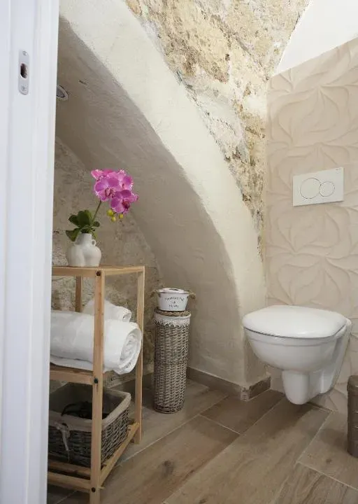 Photo 3 of 10, Soleil Guest House