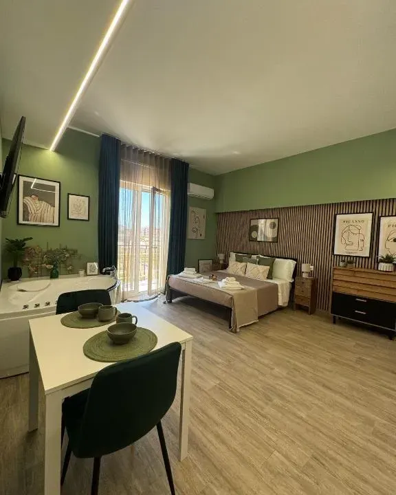 Photo 2 of 10, La Botanica Suite Apartment - Bari Central Station