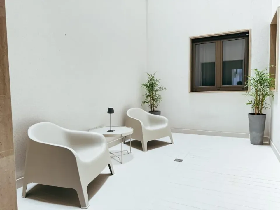 Photo 9 of 10, Room 56 - Suites