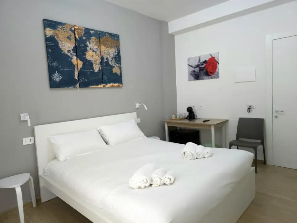 Photo 1 of 10, Rose Suites - Bari Stazione