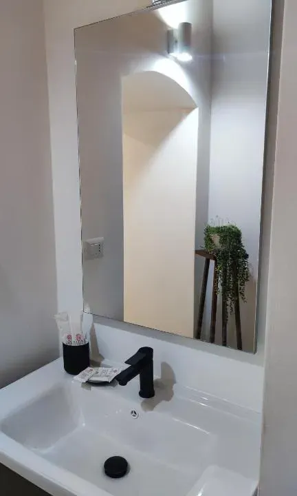 Photo 3 of 10, Amalò Guest House