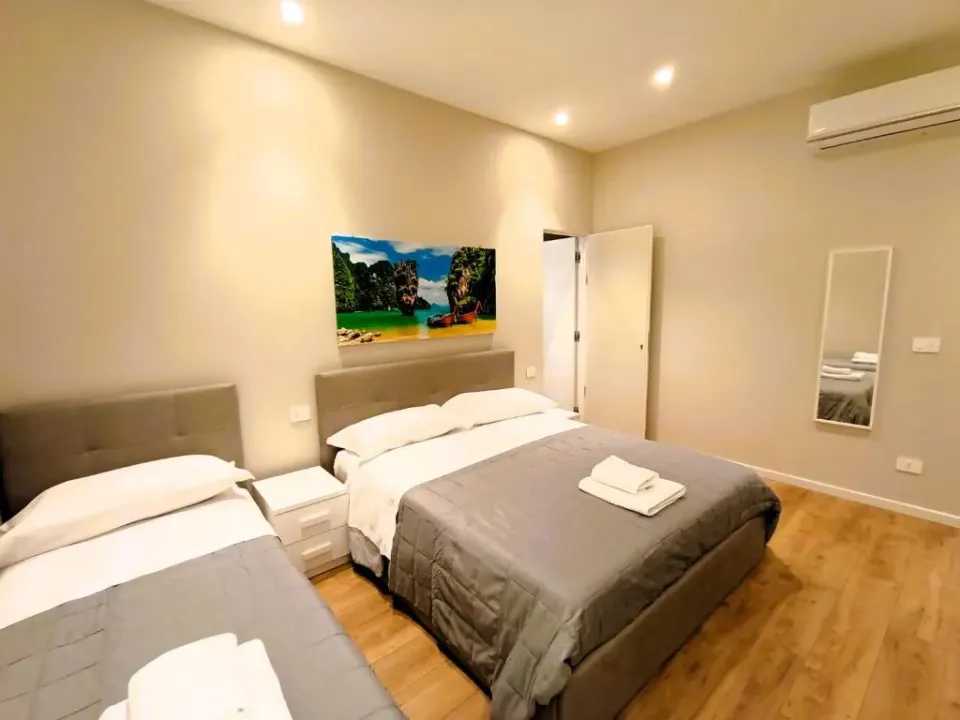 Photo 6 of 10, Angel rooms