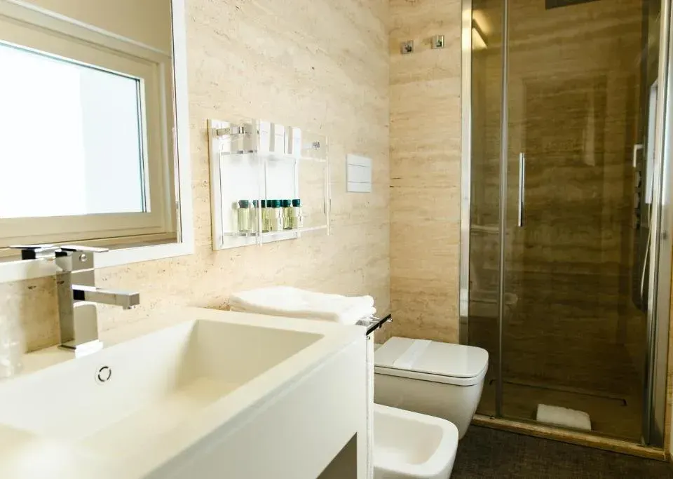 Photo 5 of 10, Dilman Luxury Stay