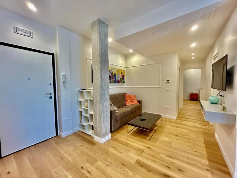 Photo 5 of 10, Homeclass Luxury