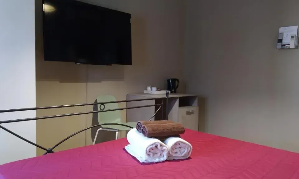 Photo 5 of 10, Cconforthotels Suite&Chic
