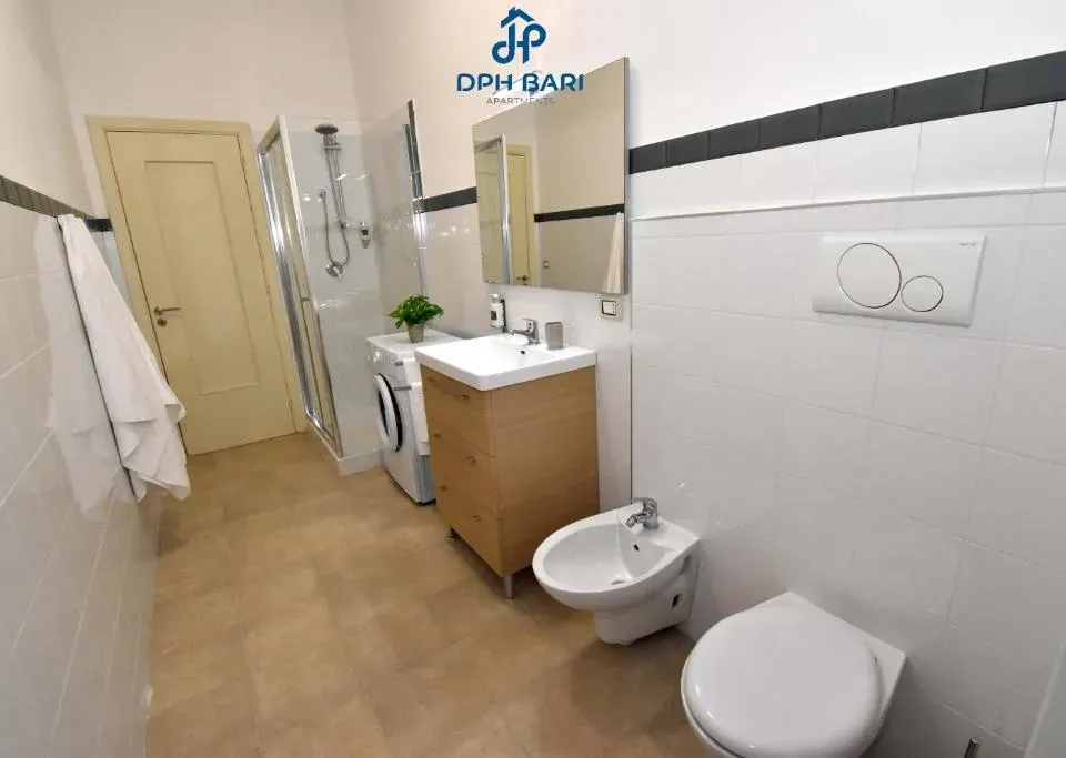 Photo 6 of 10, DPH Bari Apartments - Oberdan