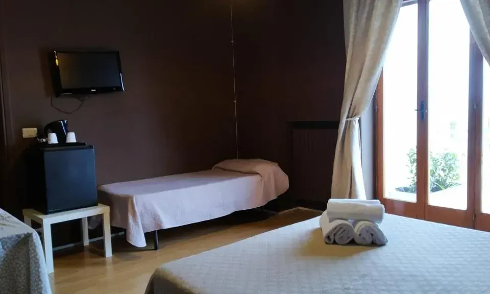 Photo 5 of 10, CconfortHotels Dolci Emozioni