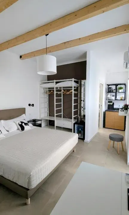 Photo 2 of 10, Solaria Suites