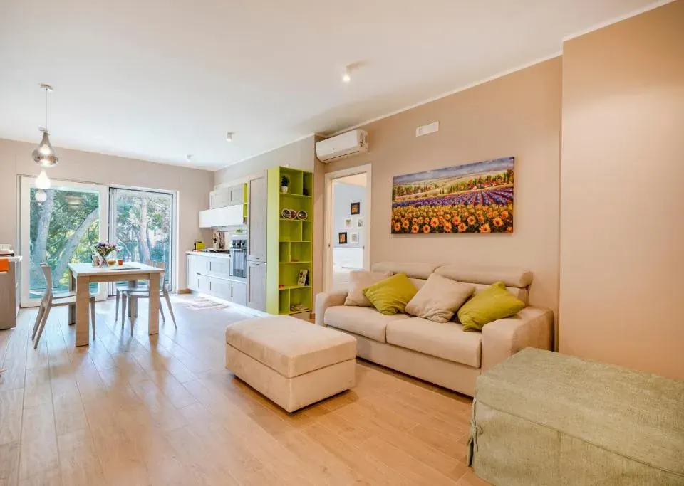 Photo 2 of 10, GuestHost - Casa Green Joyful Apartment
