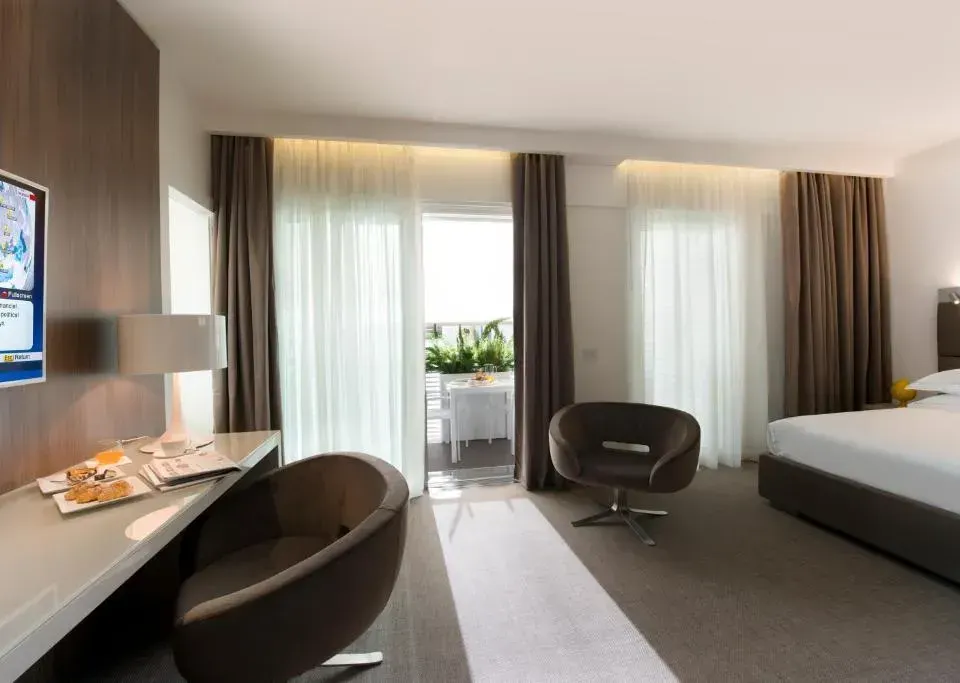 Photo 3 of 10, Dilman Luxury Stay