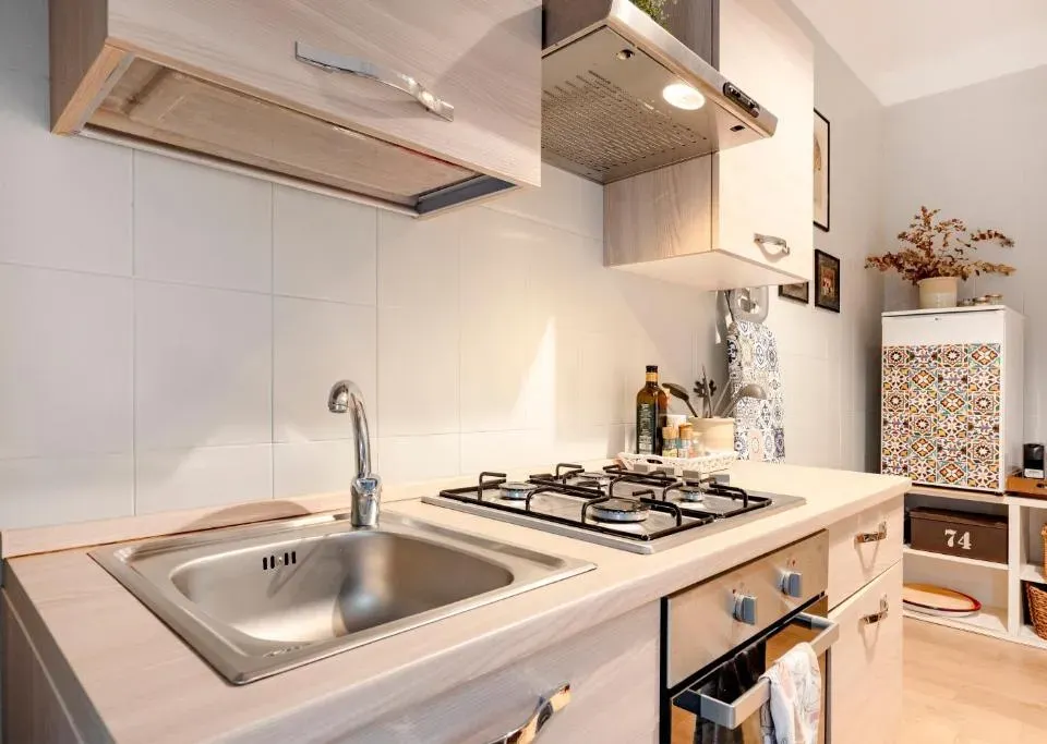 Photo 3 of 10, Sea Suite A Due Passi dal Mare